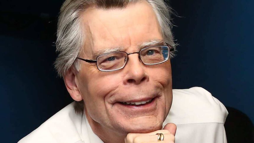 Arriva il Bonus Cultura e con esso i complimenti di Stephen King all'Italia per l'iniziativa "civilizzata" 2 Arriva il Bonus Cultura e con esso i complimenti di Stephen King all'Italia per l'iniziativa "civilizzata" 1