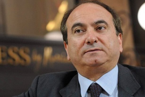 Ex parlamentare Forza Italia su Covid: "Se qualcuno lo ha creato in laboratorio parli" 7