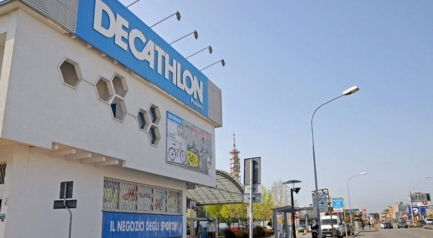 Padova, 50enne trovata senza vita nel camerino di Decathlon 1