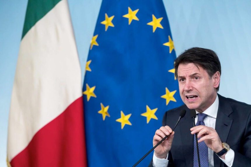 Il premier Conte: "Questo è il momento di compiere un passo in più, chiuse tutte le attività" 1