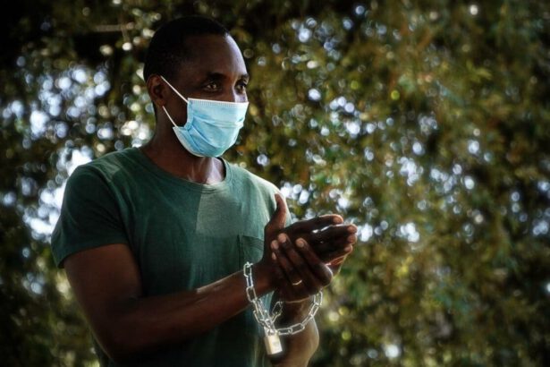 Soumahoro per gli immigrati: “Mi incatenerò finché il Governo non ascolterà". E Conte gli dà udienza 14