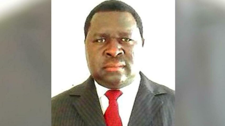 Namibia, la storia dell'Adolf Hitler africano: cosa faresti se ti venisse assegnato questo nome? 2 Namibia, la storia dell'Adolf Hitler africano: cosa faresti se ti venisse assegnato questo nome? 1