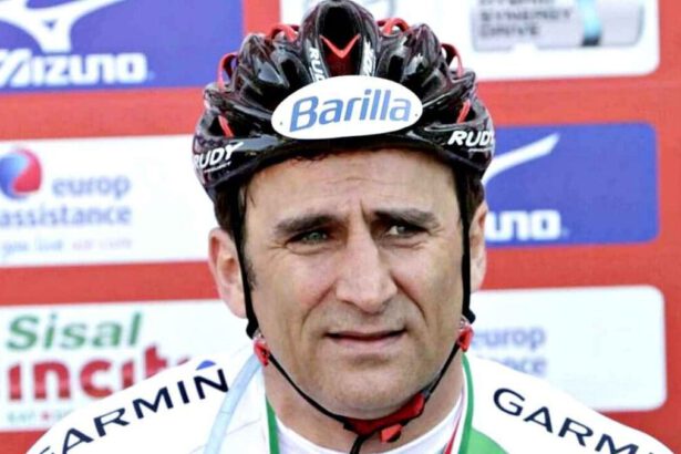 Migliorano le condizioni di Alex Zanardi: “Vede, sente e fa ok con il pollice” 17