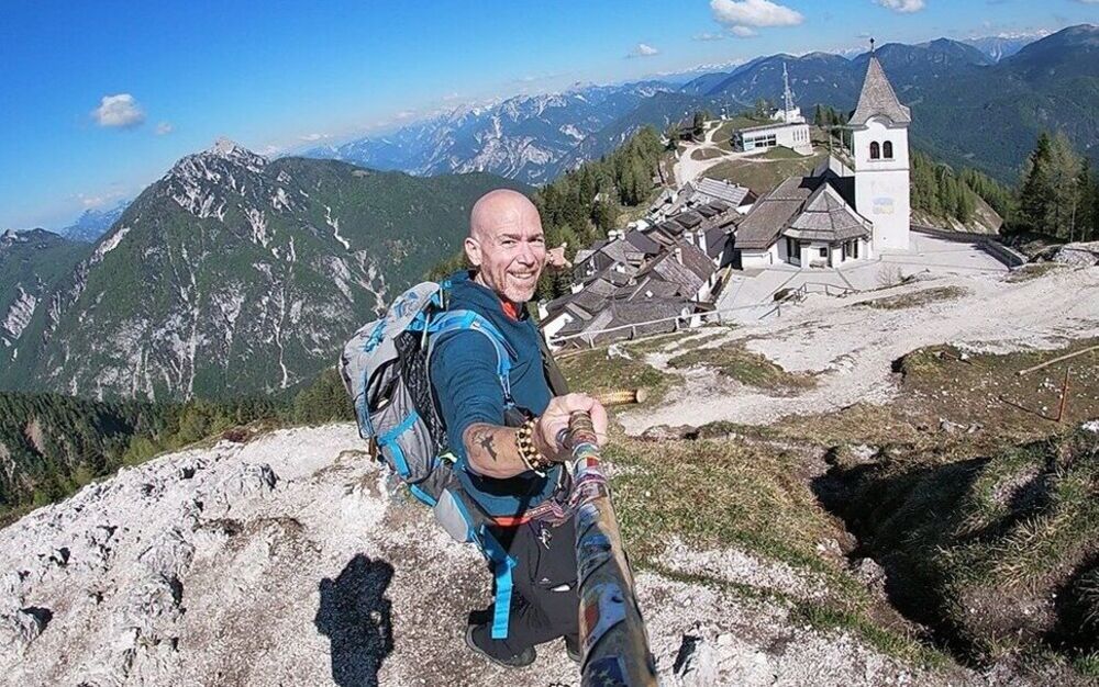 La storia di Andrea Spinelli: "Mi avevano dato 20 giorni di vita. Camminare mi ha salvato" 17