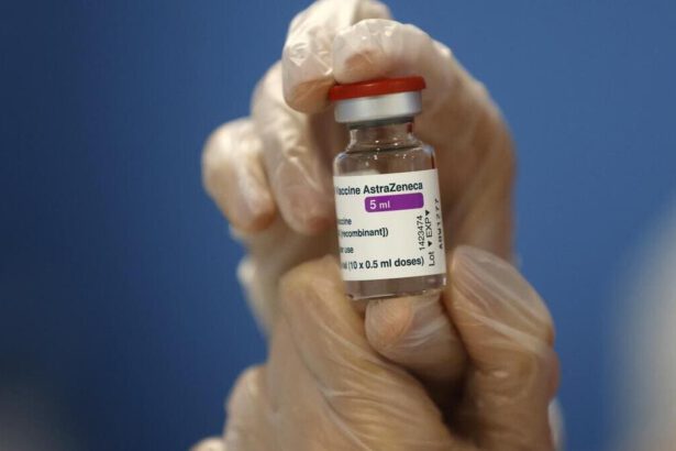Sospeso il vaccino AstraZeneca in Italia: in via precauzionale anche in Germania e Francia 86