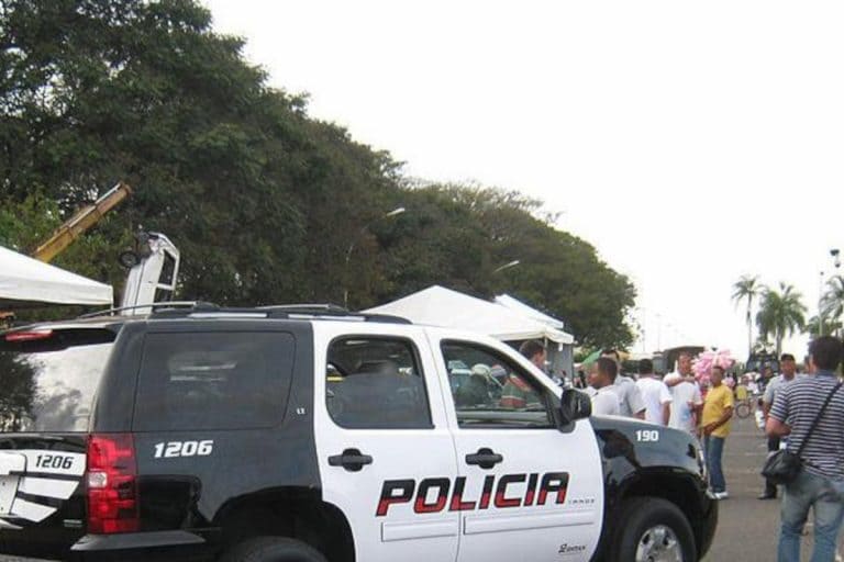 Orrore in Brasile, diciottenne assalta a colpi di machete un asilo: morti tre bambini e due donne 6 Orrore in Brasile: dichiarazioni della politica locale