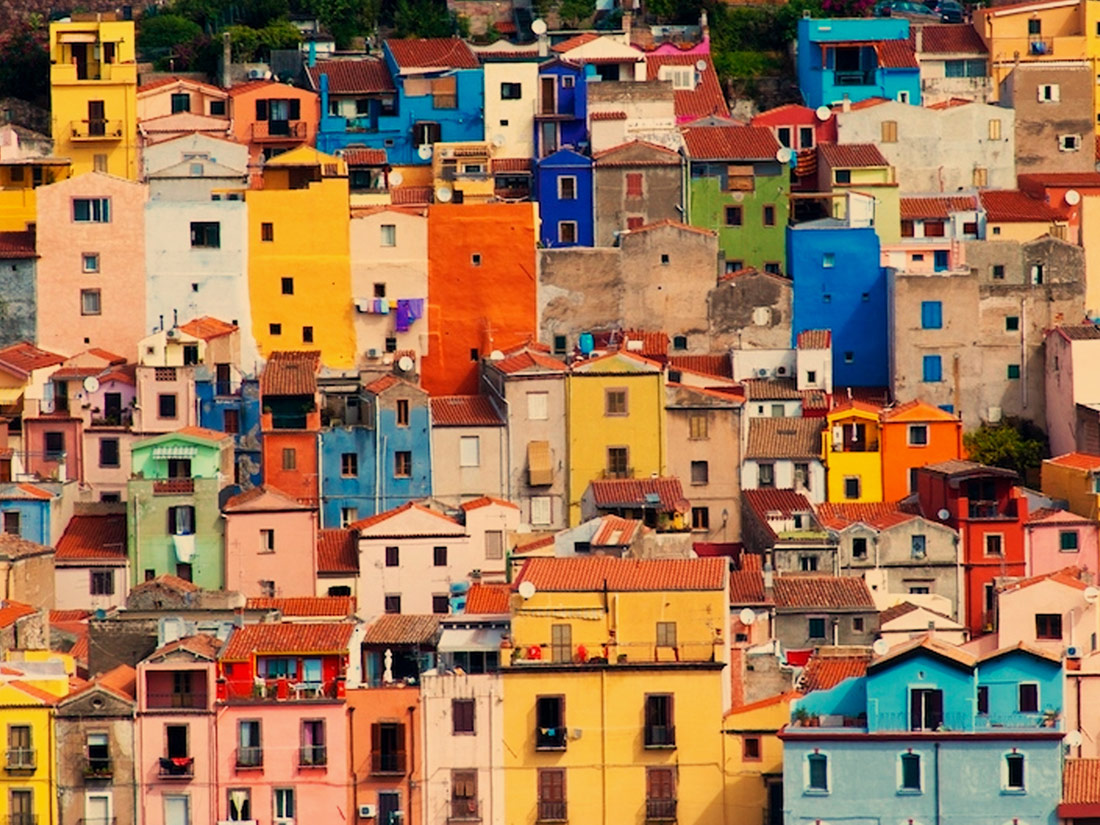 Viaggiare a colori in Italia, le città che ti lasceranno a bocca aperta 9