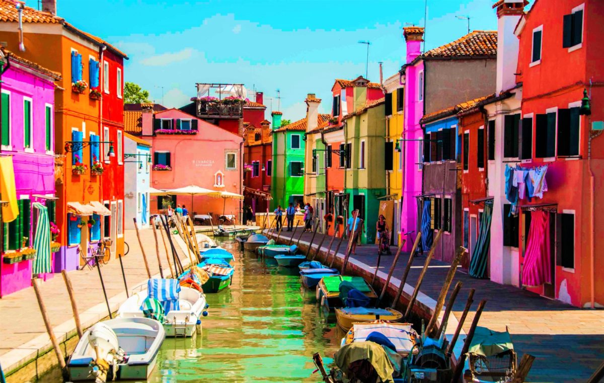 Viaggiare a colori in Italia, le città che ti lasceranno a bocca aperta 3