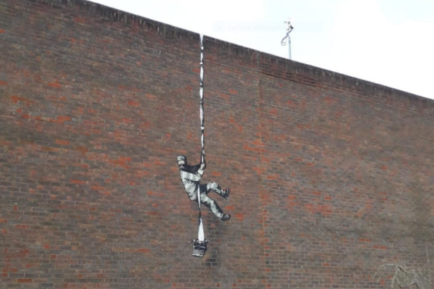 Banksy mette all'asta il suo dipinto per salvare l'ex prigione di Oscar Wilde 15