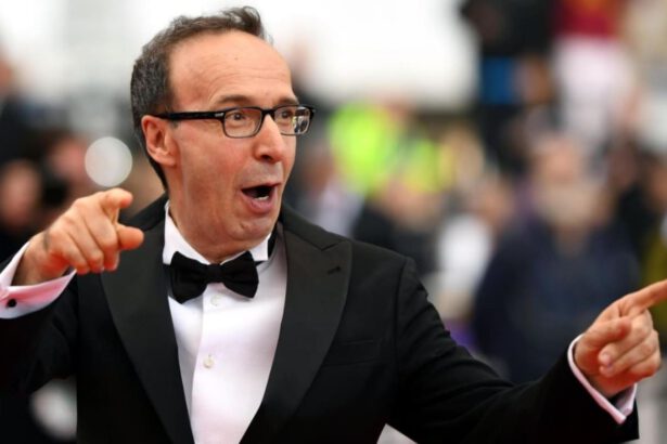 Benigni sostiene la legge contro la propaganda nazifascista: "Promuoverò l'iniziativa" 7