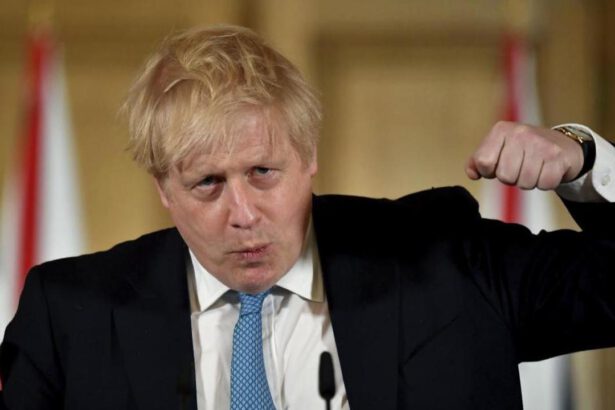 Boris Johnson positivo al Coronavirus, è il primo premier al mondo 21