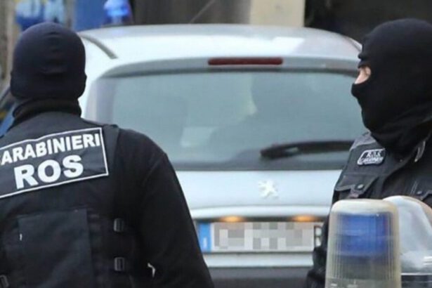 Ufficiale della Marina arrestato per spionaggio: vendeva documenti segreti NATO ai militari russi 8