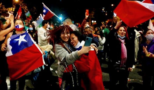 In Cile passa il referendum per la riforma costituzionale, cosa succede ora? 13