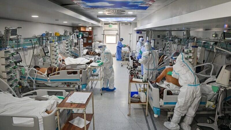 Covid Romania, cadaveri ammassati nei corridoi degli obitori: “Nominato un generale per l'emergenza” 3 Covid Romania_