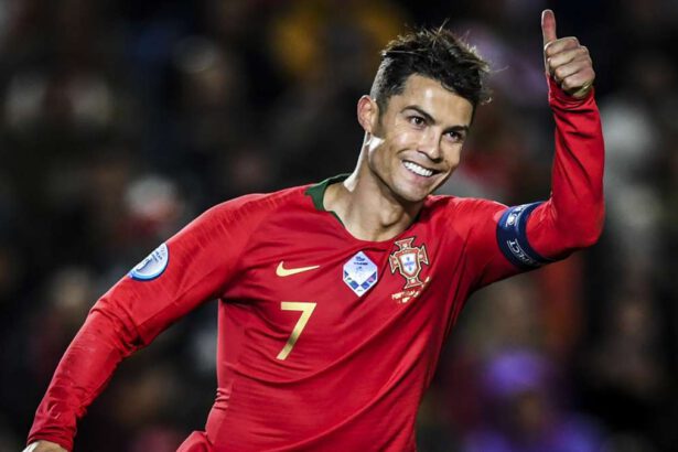 Cristiano Ronaldo conquista un nuovo titolo: “Mister Miliardo” 11