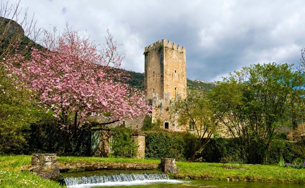 Giardini di Ninfa: il parco più romantico del mondo si trova in Italia 3