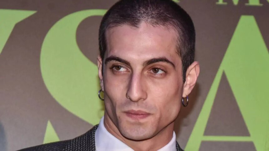 Silverlines, primo singolo da solista per Damiano dei Maneskin, di cosa parla e qual è il futuro della band? 1