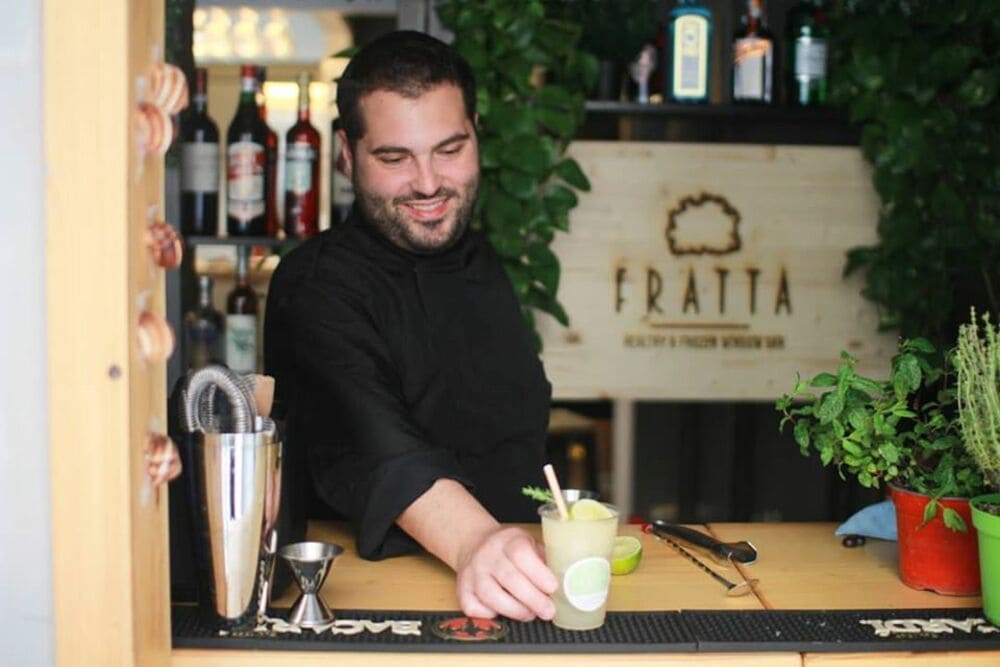 A Roma arriva FRATTA: il bar finestra per combattere il virus