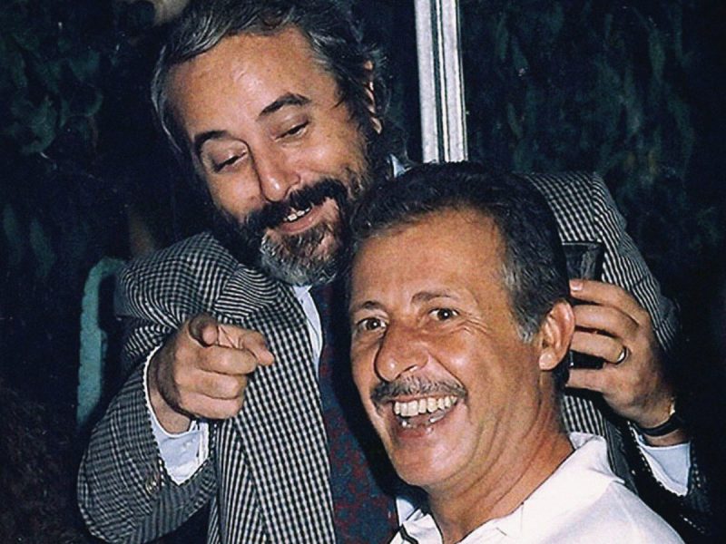 Strage di Capaci: drappi bianchi sui balconi per non dimenticare 1