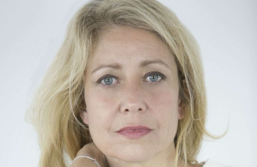 A "Le imperfette" il Premio Dea Planeta, romanzo su tradimento, amore e famiglia 2 A "Le imperfette" il Premio Dea Planeta, romanzo su tradimento, amore e famiglia 1