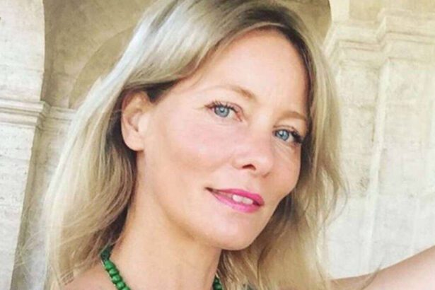 Flavia Vento, casta da 11 anni, si iscrive a Scientology e pensa a Tom Cruise 18