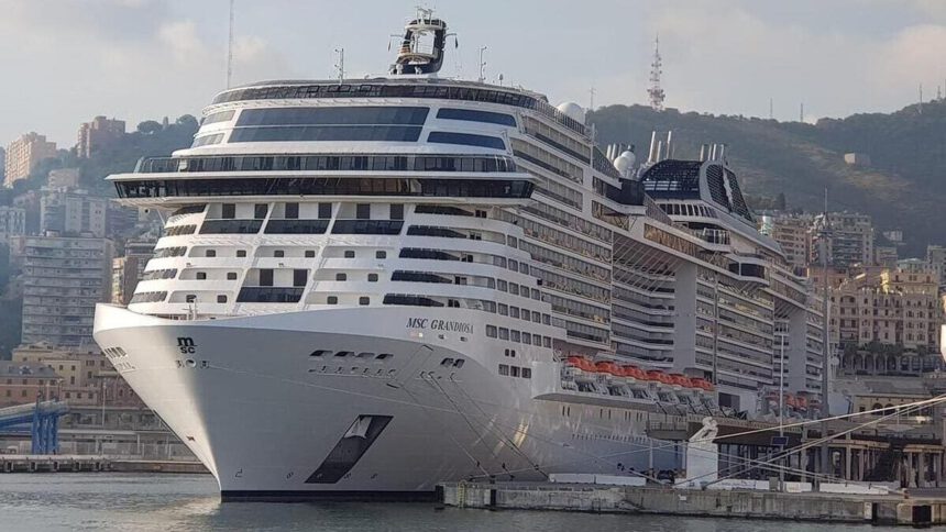 Focolaio sulla nave Msc Crociere con 150 positivi a bordo: “Non rispettate norme anti-Covid” 1