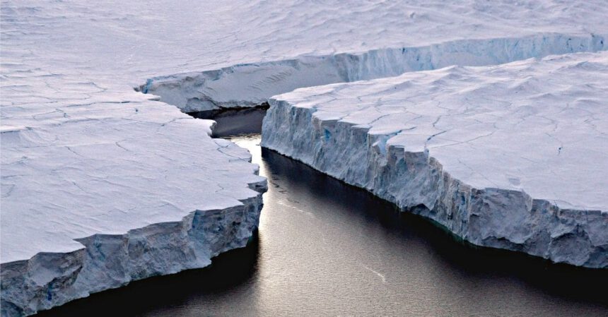 Nella Giornata Mondiale della Natura in Antartide si stacca un iceberg grande come Roma 2 Nella Giornata Mondiale della Natura in Antartide si stacca un iceberg grande come Roma 1