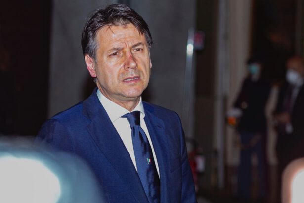 Conte raffreddato e con la tosse da Lilli Gruber a Otto e Mezzo 7