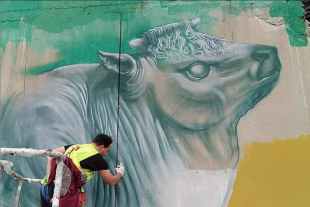 Chi è Paolo Gojo, lo street artist romano che dipinge la mitologia 7