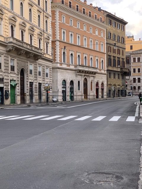 Il Natale spettrale di Roma, ci sono solo i gabbiani 10 Il Natale spettrale di Roma, ci sono solo i gabbiani 9