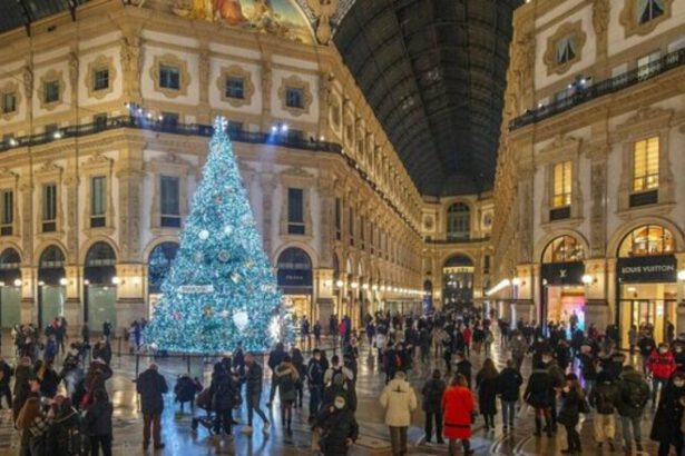 Italia possibile zona rossa a Natale, ma Conte vuole delle deroghe 19