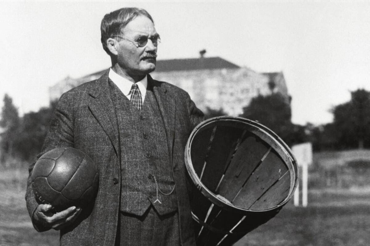 James Naismith e la passione per lo sport che fa nascere la pallacanestro 15
