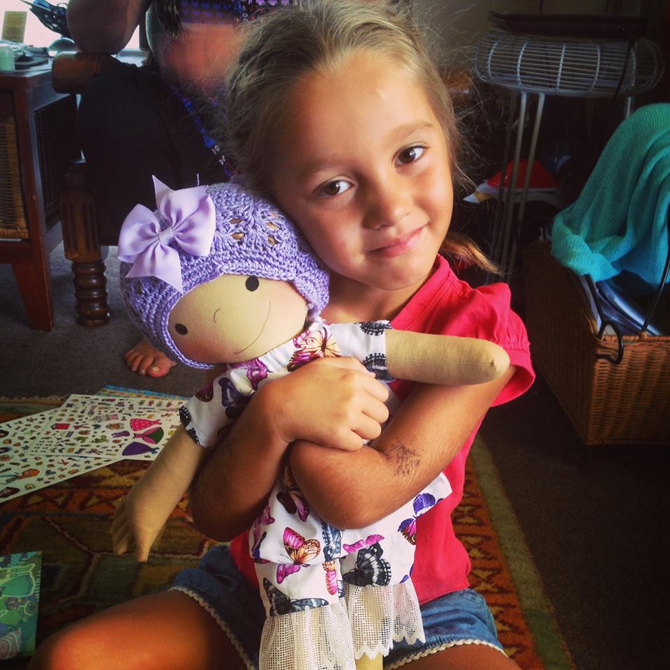 "A doll like me": le bambole che aiutano i bambini malati ad accettare le diversità 5