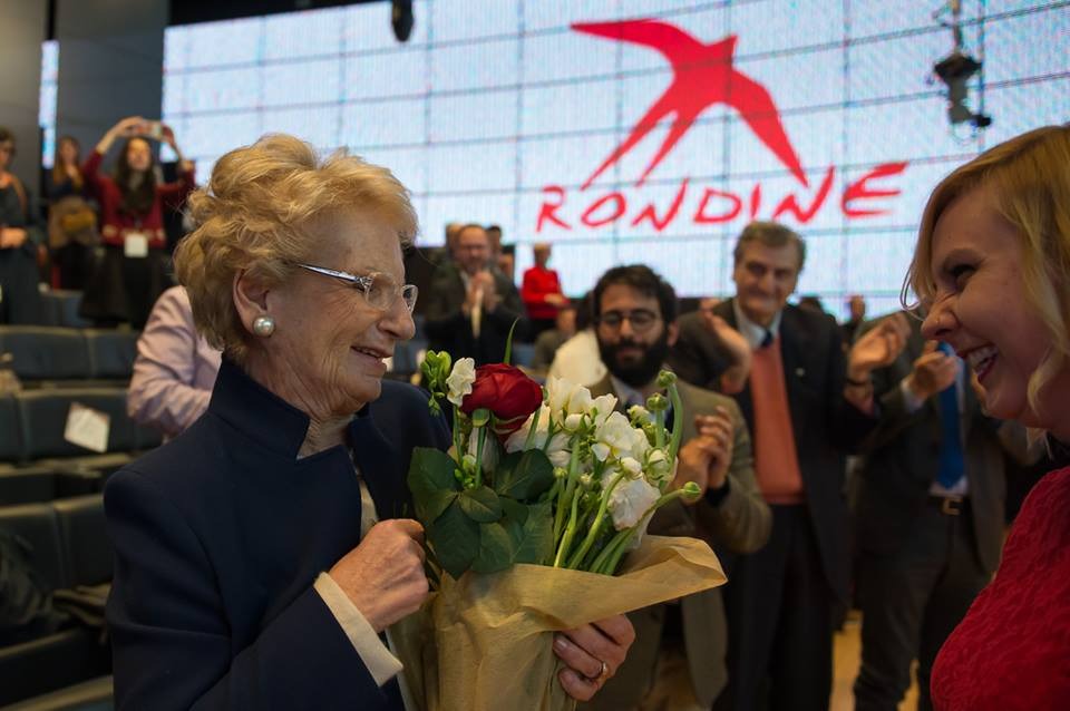 Un'eredità di pace e comprensione, Liliana Segre incontra per l'ultima volta i giovani 6 Un'eredità di pace e comprensione, Liliana Segre incontra per l'ultima volta i giovani 5