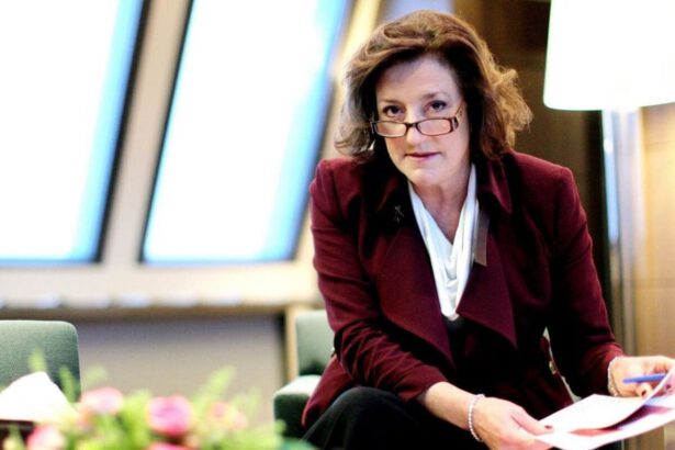 Chi è Madame Electricité, la regina delle lampadine che fattura 24 miliardi di euro 33