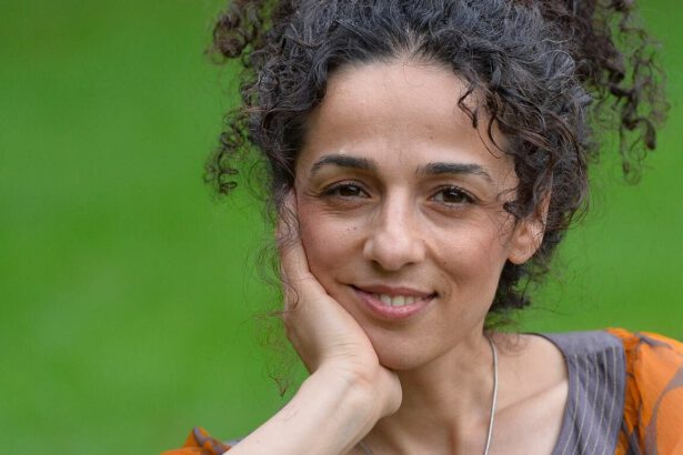 La storia di Masih che tolse il velo: “La prossima rivoluzione sarà femminista” 11