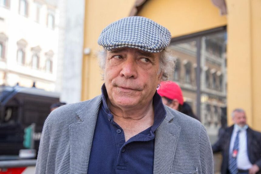 Enrico Montesano fermato senza mascherina. La Collovati: “È un negazionista teppista. Andava multato” 1