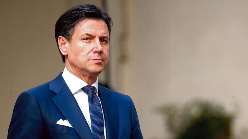 Conte: "Non abbiamo autorizzato l'ora di passeggio coi bambini" 1