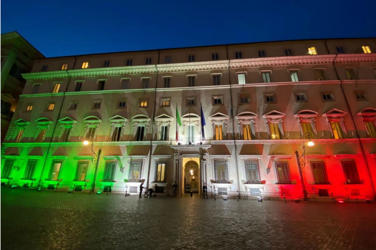 Mai come in questo momento l'Italia ha bisogno di uno Stato forte 13