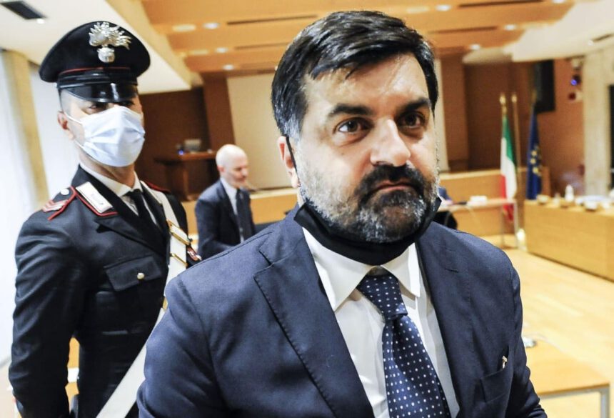 Palamara radiato dalla magistratura. L’ex pm: “Consapevole di pagare io per tutti” 1