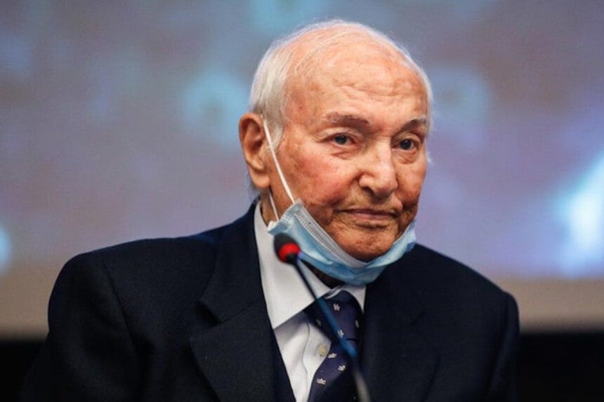 Piero Angela su Covid: “È un virus mortale, bisogna far rispettare le regole” 2 Piero Angela su Covid: “È un virus mortale, bisogna far rispettare le regole” 1