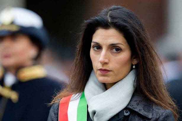 Roma, multe fino a 500 euro per chi abbandona per terra mascherine e guanti usati 6