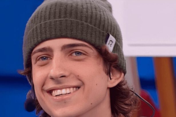 Chi è Sangiovanni, cantante rapper allievo di Amici 20, già disco d’oro 15