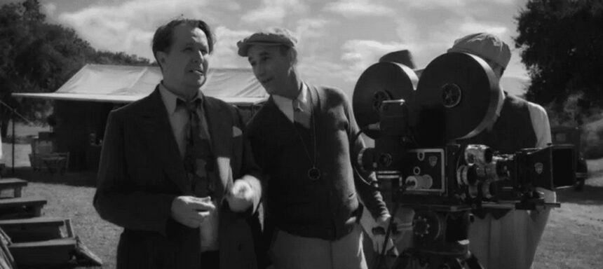 Riapertura dei cinema: da lunedì si riaccendono i grandi schermi con il favorito agli Oscar "Mank" 1