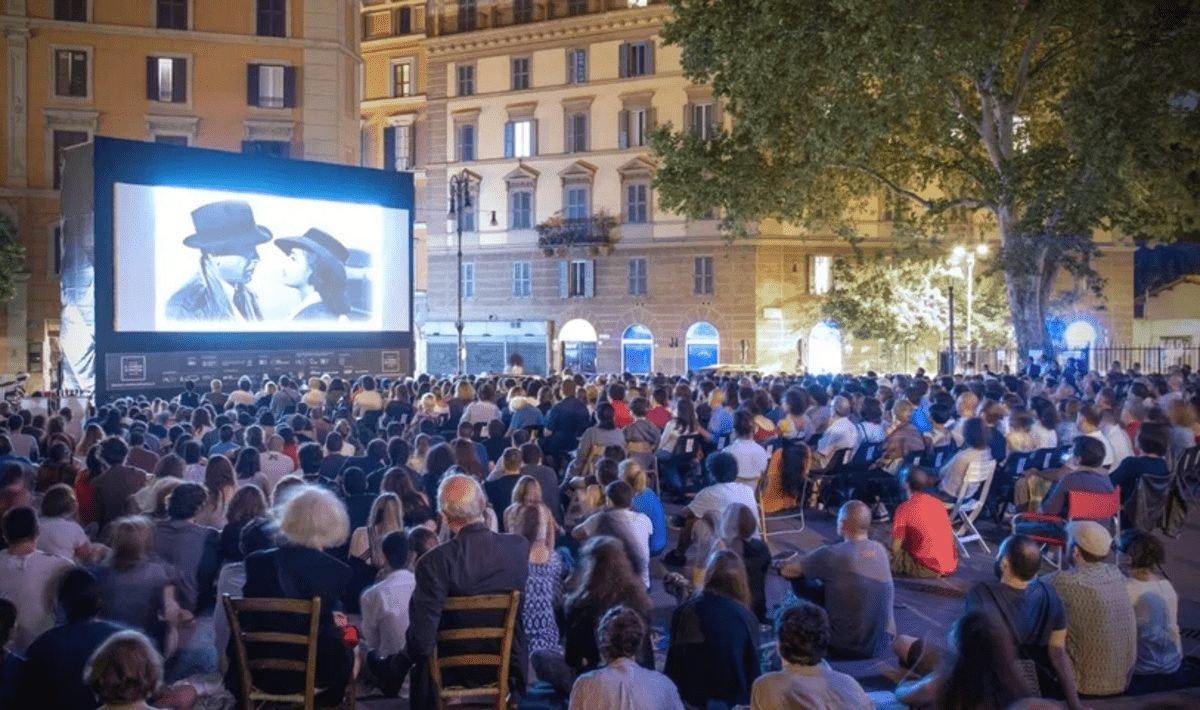 Roma, Cinema in Piazza 2021: ricomincia oggi l'imperdibile rassegna cinematografica all'aperto 19
