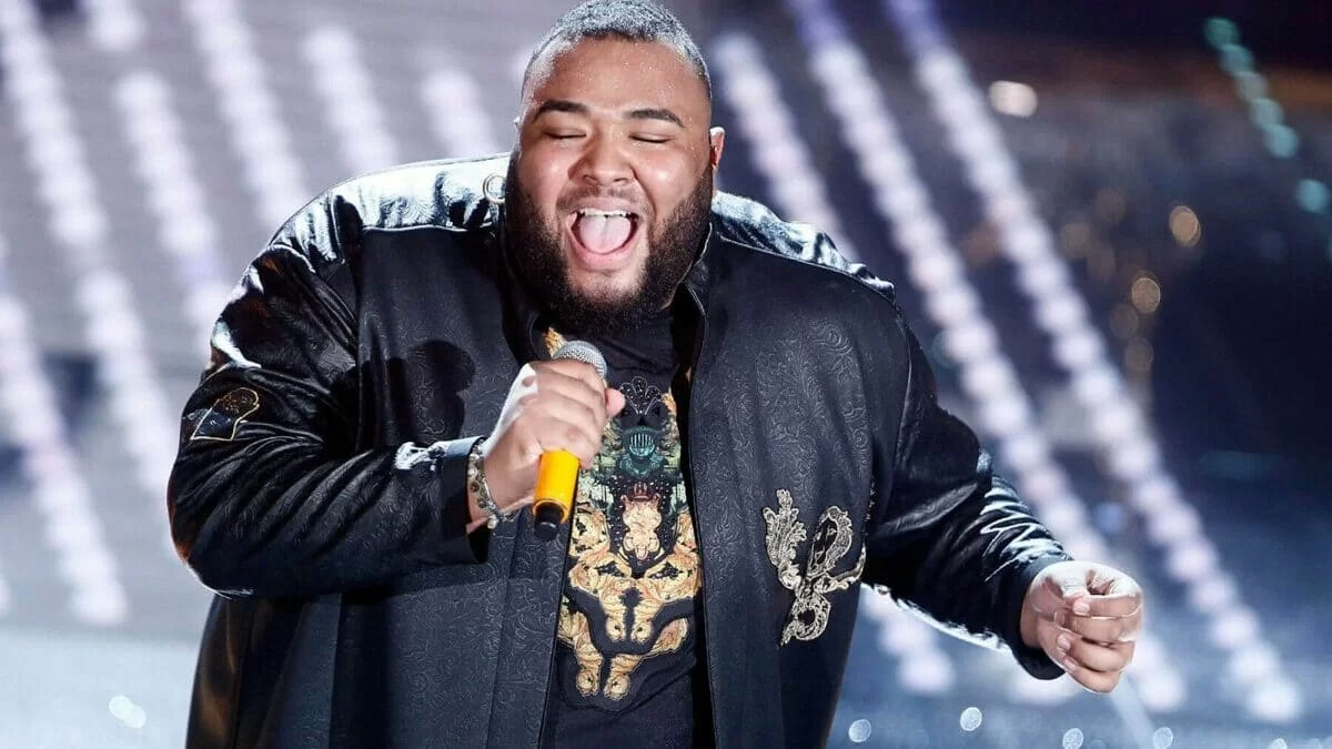 Chi è Sergio Sylvestre, vincitore di Amici 15 11