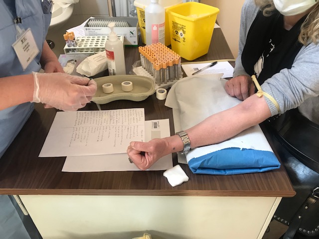 Covid, i test sierologici per trovare gli anticorpi sono la soluzione? 2 Covid, i test sierologici per trovare gli anticorpi sono la soluzione? 1