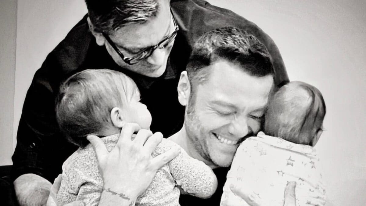 Tiziano Ferro: “Essere genitori è un onore, ma anche un impegno oneroso” 19