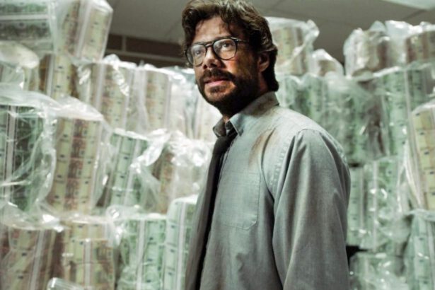 Come nella Casa di Carta: Direttore di banca ruba un milione dai più ricchi per aiutare i più bisognosi 14