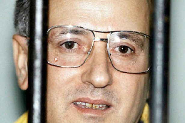 Morto Raffaele Cutolo, De André gli dedicò la celebre "Don Raffaè" 9